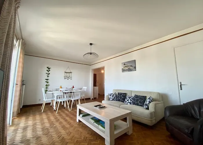Le Buffel - Appartement 4 Chambres, Parking, Wi-Fi, Tram - 8Pers